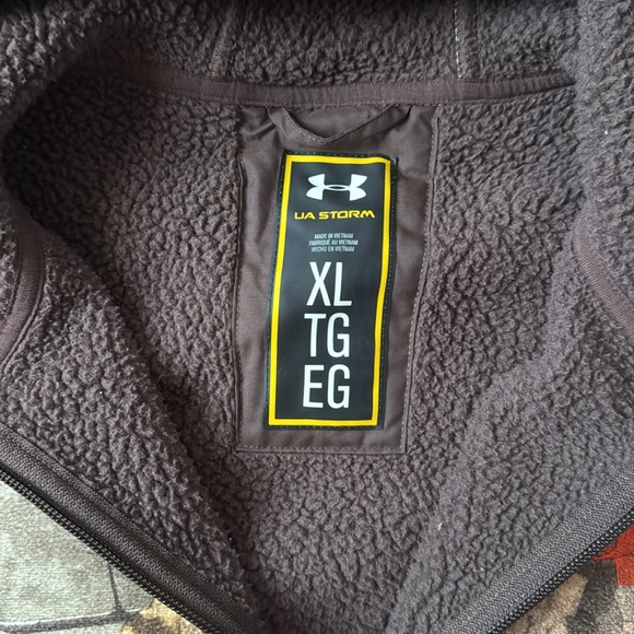 EUC Men’s RARE Under Armour Ayton RealTree Xtra Camouflage Jacket Size XL - Picture 8 of 13